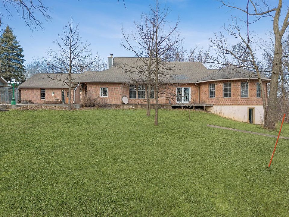 1st image of 315 N 9th St