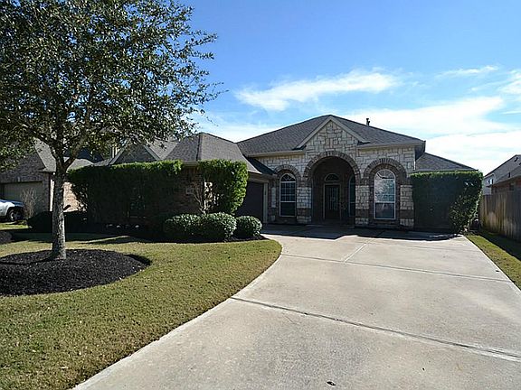 Front view of this outstanding home located at 26123 Basil View.