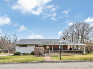 338 Crescent Dr, Greensburg, PA 15601