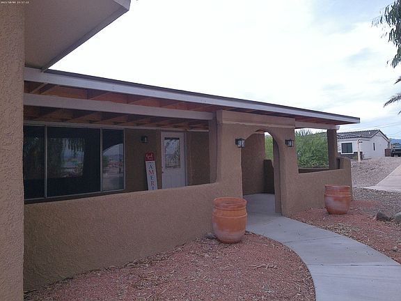 2nd image of 1640 Emerald Dr