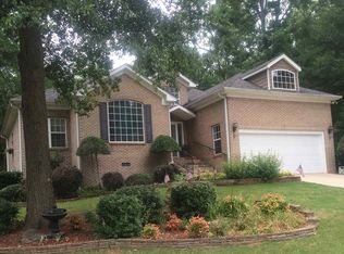 162 Crest View Dr, Jefferson, GA 30549