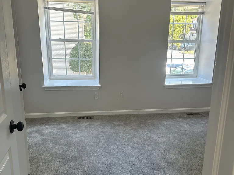 1203 Castlehaven Ct — Photo 6