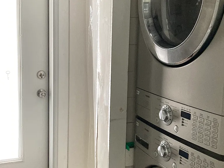 Full size washer dryer