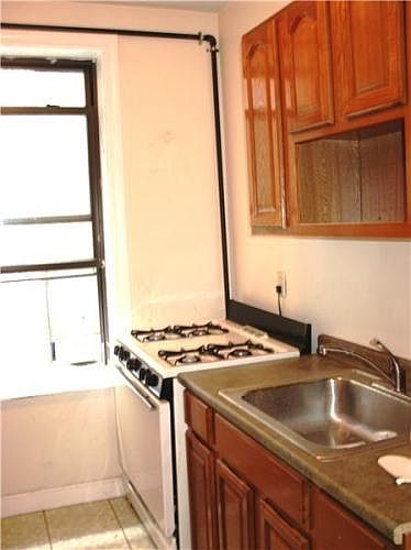 2nd image of 400 Fort Washington Ave APT 5F