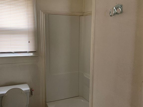 5th image of 33 Old Route 202 Unit 8