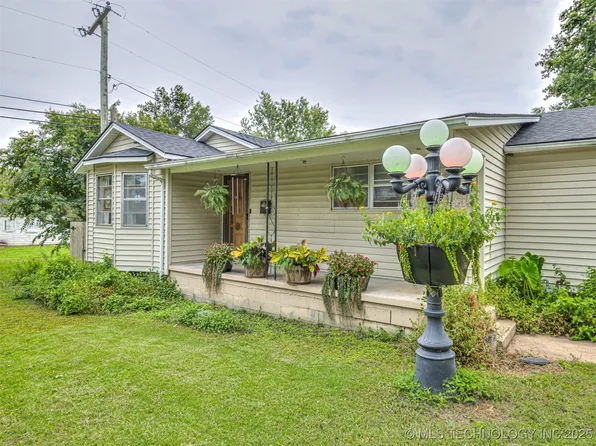 5334 E 3rd St, Tulsa, OK 74112