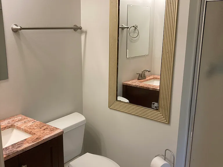 2196 Village Green Dr — Photo 24