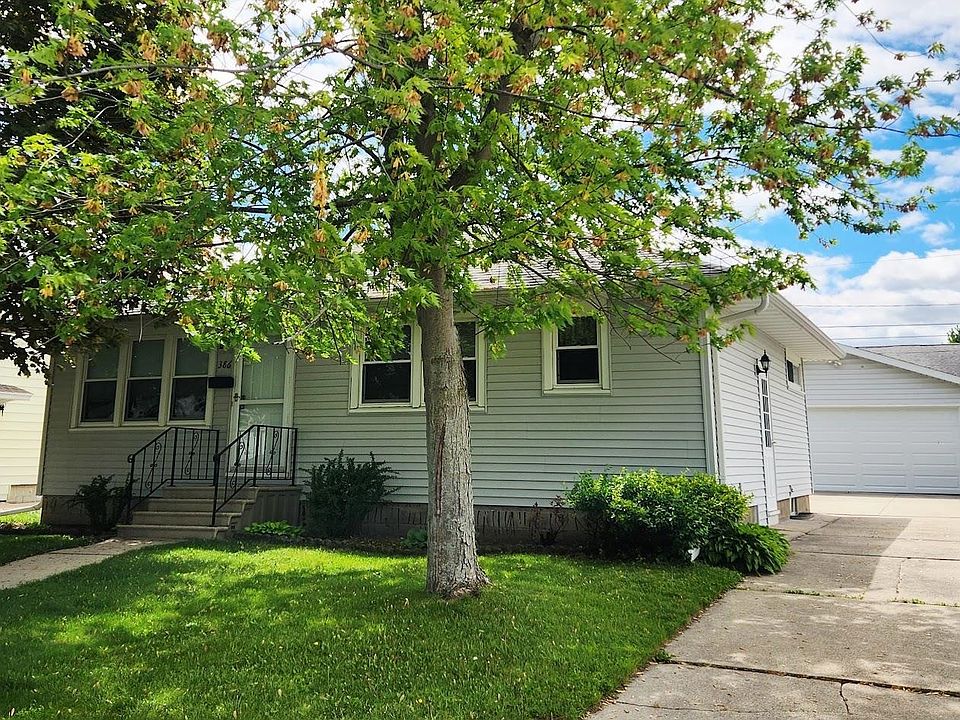 1st image of 386 18th St