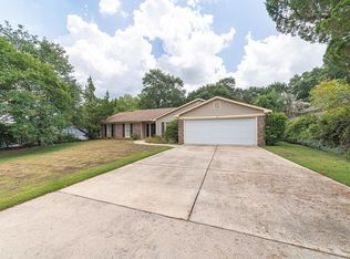 912 Lismore Dr, Columbus, GA 31904