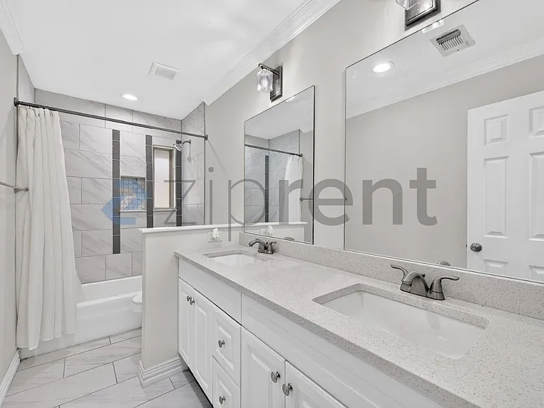 2720 Westridge Dr — Photo 11
