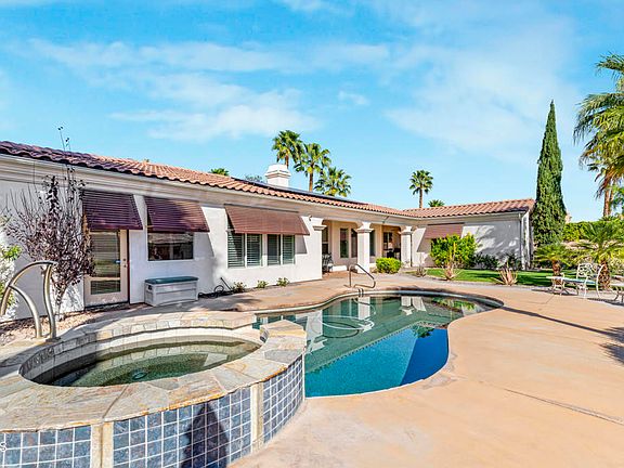 4th image of 2250 N Hermosa Dr