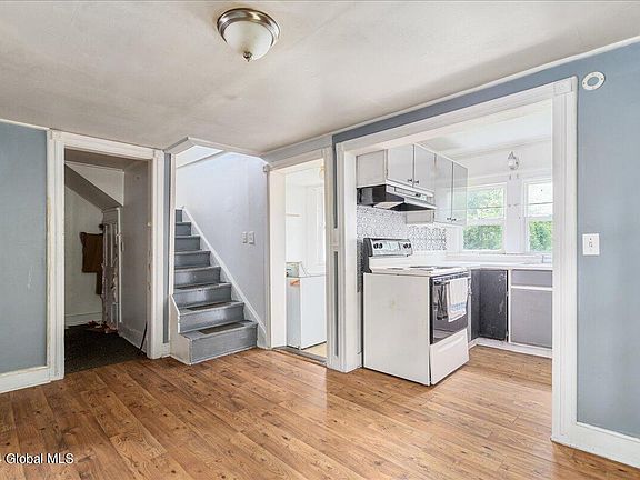 5th image of 4207 Albany Street