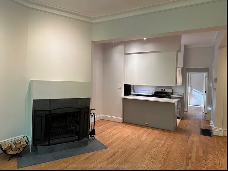 208 W Willow St #1 — Photo 29