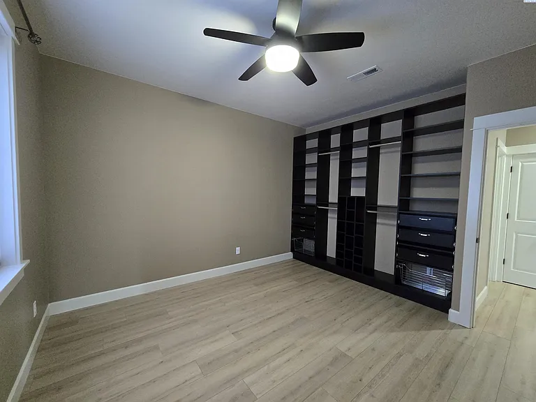 2914 Karlee Dr — Photo 25