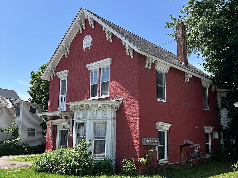 1st image of 154 Main Street