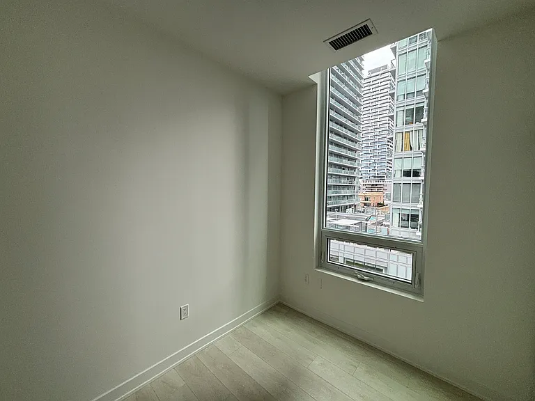 117 Broadway Ave — Photo 13