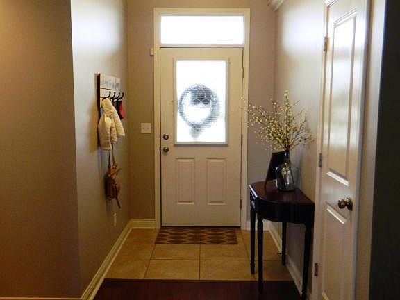 2nd image of 5706 Vero Way