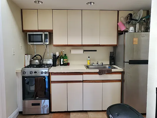 Rented by Frank Valvo Real Estate | media 7