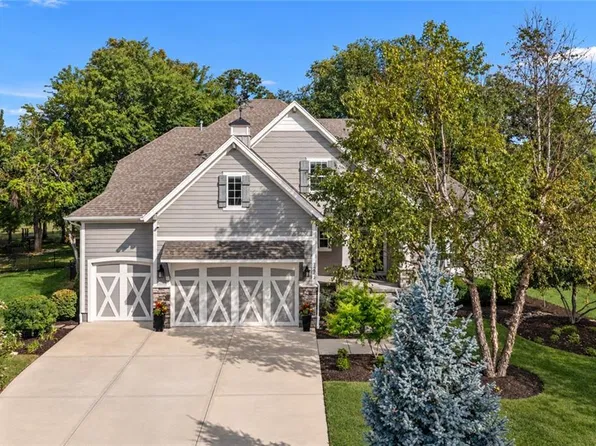 24642 W 121st St, Olathe, KS 66061