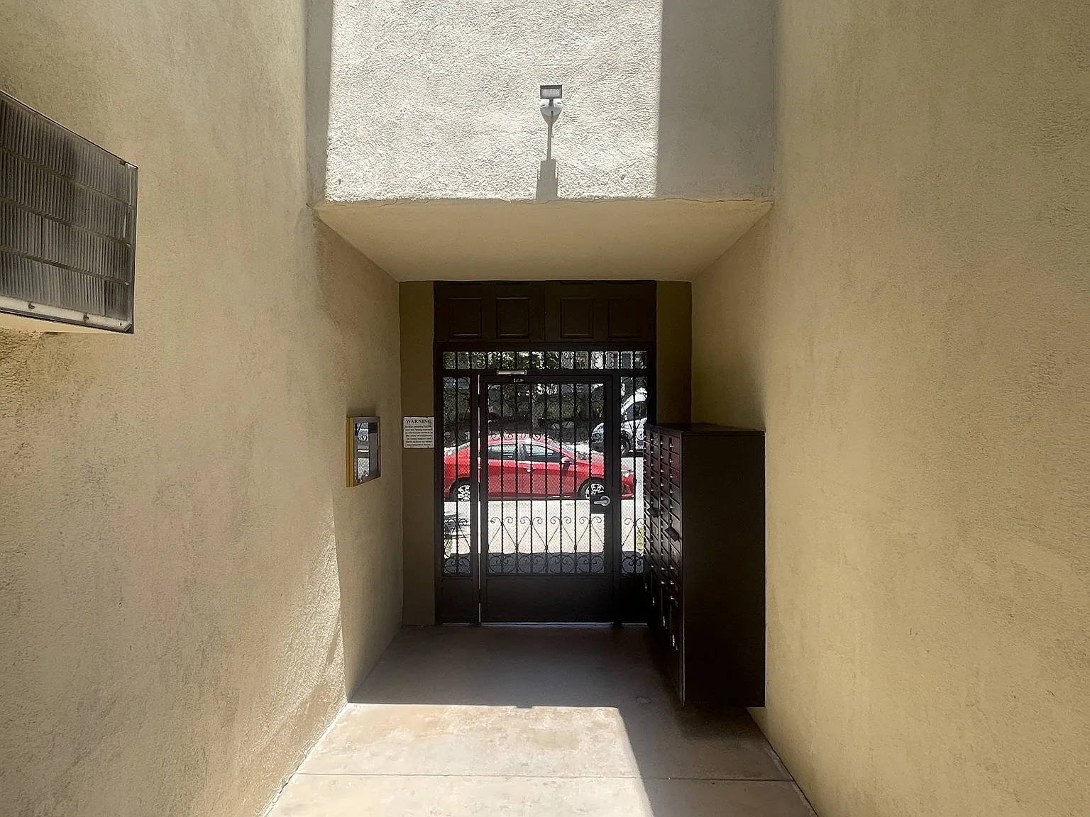 Palm Terrace Apartments — Photo 2
