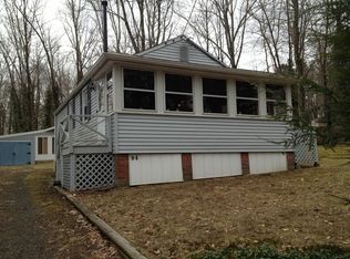 84 Washburn Ave, Coventry, CT 06238