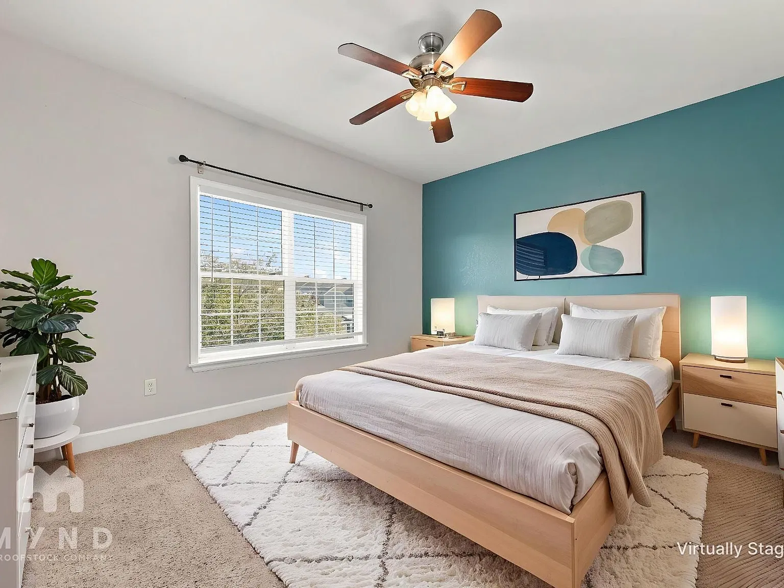3 bed, 3.5 bath, 2268 sqft, $3,255 — Photo 4