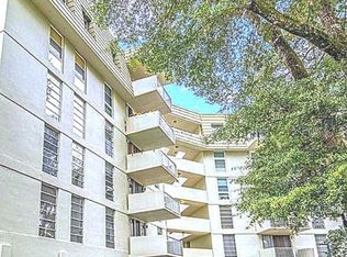 1717 NW 23rd Ave APT Ga, Gainesville, FL 32605