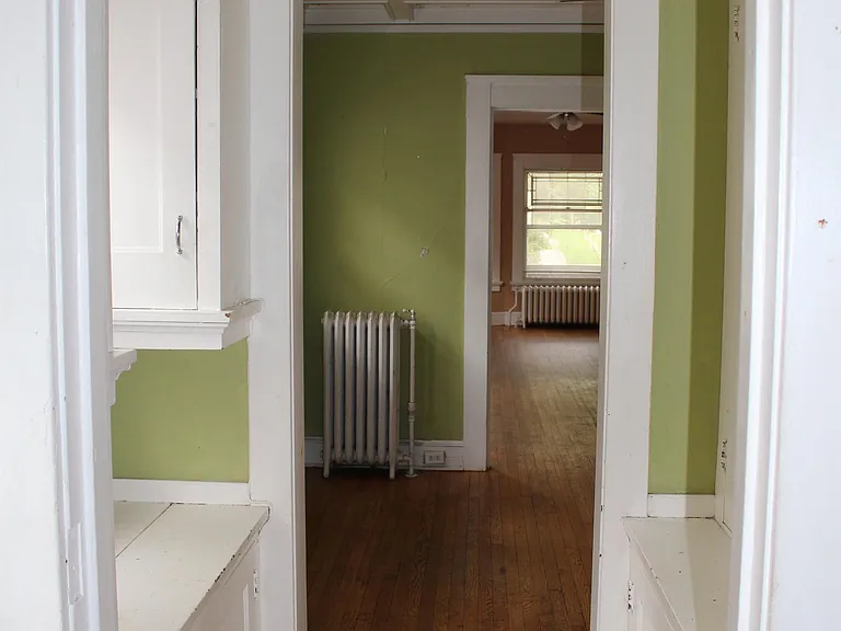115 E Gorham St #2 — Photo 8