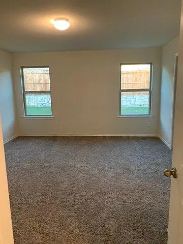 1008 Emerald Dr — Photo 7