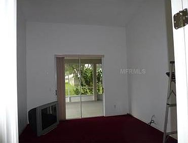 4th image of 9513 Sunnyoak Dr