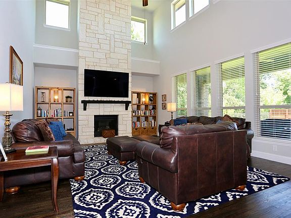 5th image of 9408 Blackpine Ct