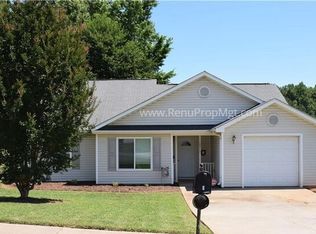 10917 Olde English Dr, Charlotte, NC 28216