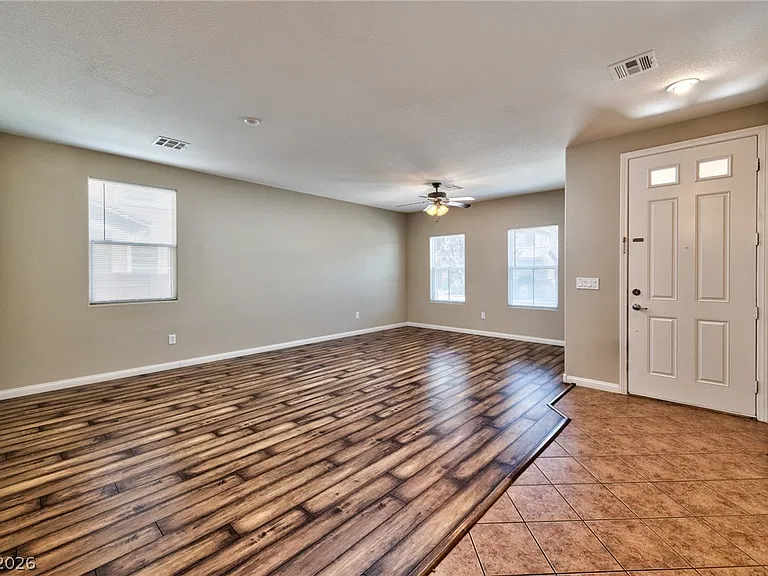 2116 Mistle Thrush Dr — Photo 2