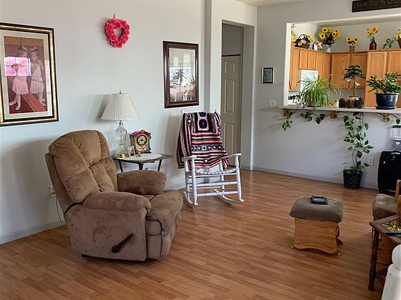 3rd image of 5362 Desert Peach Dr