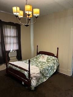 5th image of 217 Beall St
