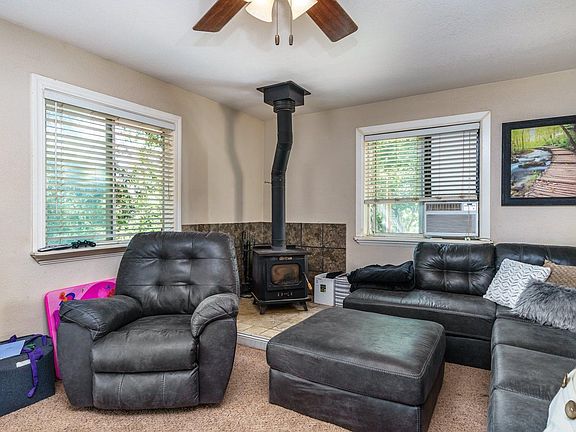 5th image of 23962 Oxbow Ln S