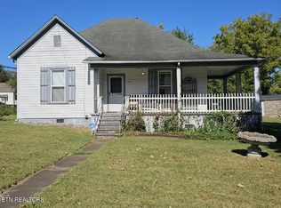 1401 E Harper Ave, Maryville, TN 37804