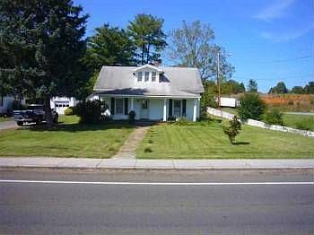 1st image of 1545 Main St E