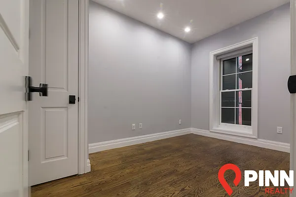 Rented by Pinn Realty | media 34