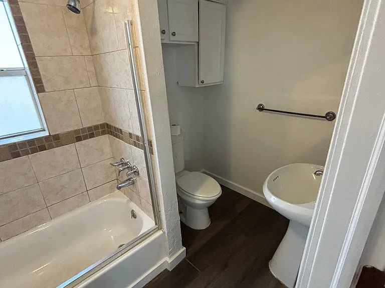 903 N McKinley Ave — Photo 5