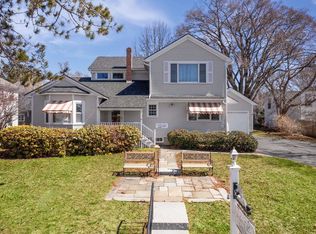 42 Ocean Ave, Kennebunkport, ME 04046