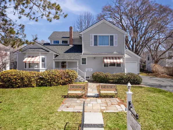 42 Ocean Avenue, Kennebunkport, ME 04046