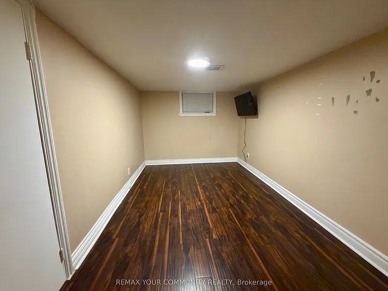 86 Lesmount Ave #1 — Photo 6