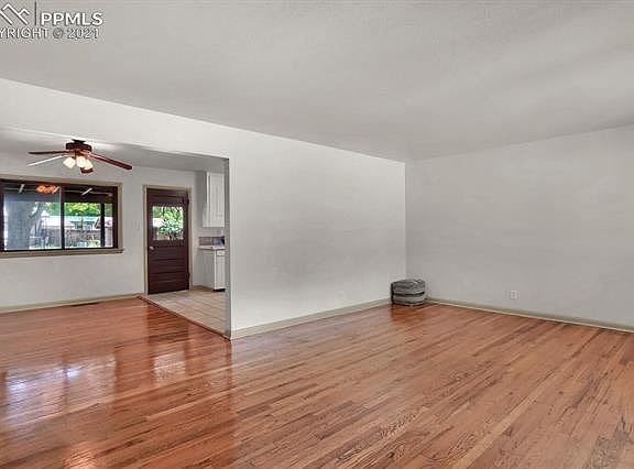 4th image of 703 Echo Ln