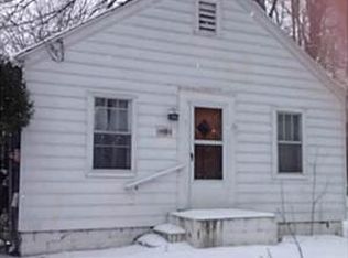 15992 Park Lake Rd, East Lansing, MI 48823