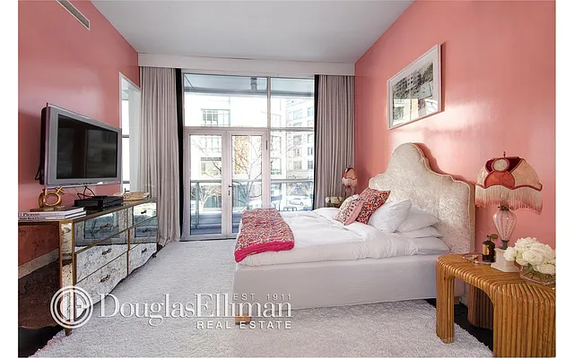 Sold by Douglas Elliman | media 4