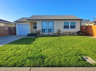 713 E Boone St #A, Santa Maria, CA 93454