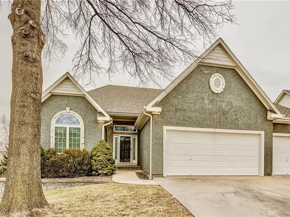 15994 W 161st St, Olathe, KS 66062
