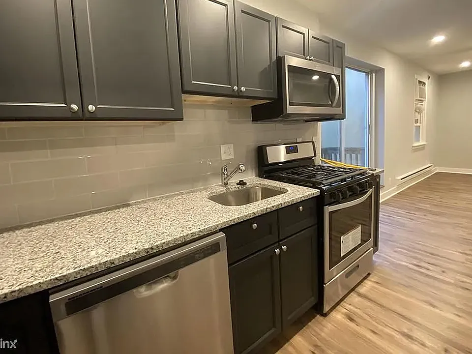 785 S 2nd St #2RR