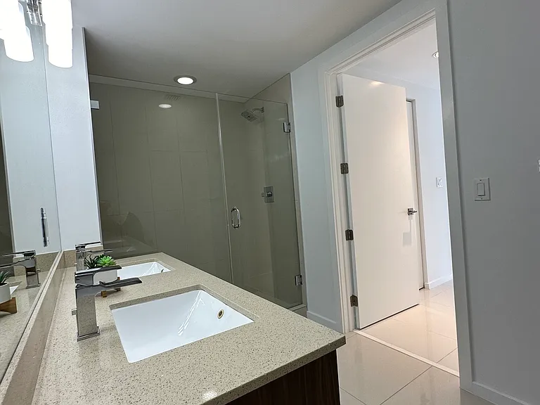 5252 NW 85th Ave #1 — Photo 5